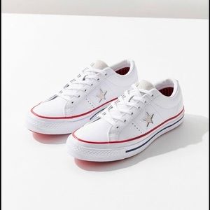 Converse One Star Sneaker